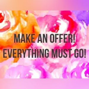 🎉📣Don’t like the price make me an offer!📣🎉